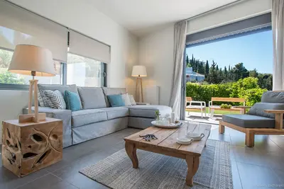 Image de Three Bedroom Melissi Villa with Sea View