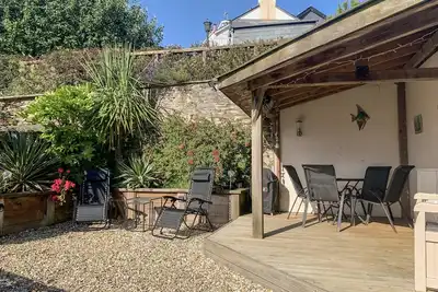 Image de Simples, pet friendly, with a garden in Dartmouth