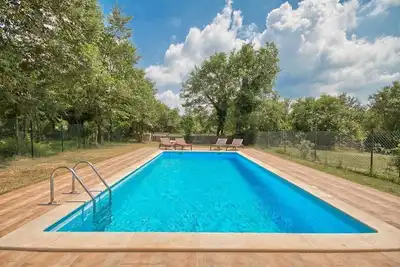 Image de Maison de vacances Kanfanar pour 1 - 8 personnes avec 3 chambres à coucher - Maison de vacances