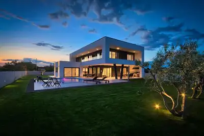 Image de Maison de vacances Banjole pour 1 - 10 personnes avec 4 chambres à coucher - Maison de vacances
