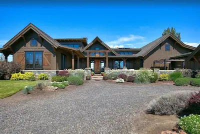 Image de Gorgeous Architectural Home on Pitchfork T. Ranch w/ Organic Farm and Restaurant