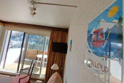Image de Studio Cabine Cosy à Praloup avec Balcon