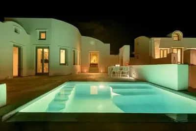 Image de Salty villa with private Pool & Sea view