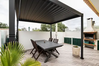 Image de Villa de 2 chambres avec parking et terrasse by AlgarveManta (4v2)