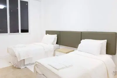 Image de Suite with 2 single beds