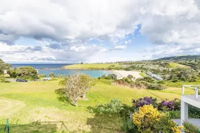 Image de Kiama Home By the Sea, Beach and Mountain Views - Newly Renovated