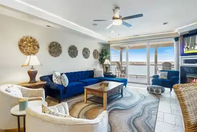 Image de Gwen'S Getaway! ! , Top Floor! 10 Mile View, Kid Friendly, Boat Slip included