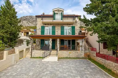 Image de Superbe maison de 4 chambres à Cesarica