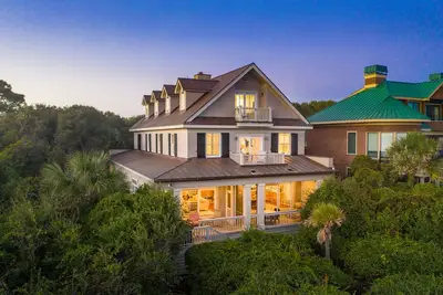 Image de Stunning Oceanfront on Kiawah's West Beach: Only 25 Yards to Beach!