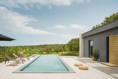 Image de Peace & aesthetics in nature. Villa Green Escape. Infinity pool\/hot tub\/sauna