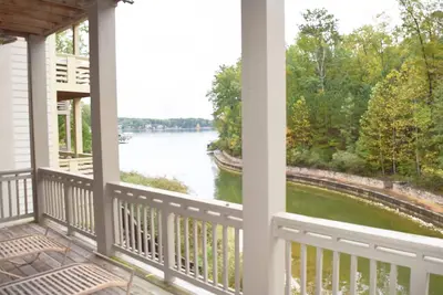 Image de Bolton Cove: 11 Cricket Ln. Pool, beach, playground, boat rental - 4 homes avail