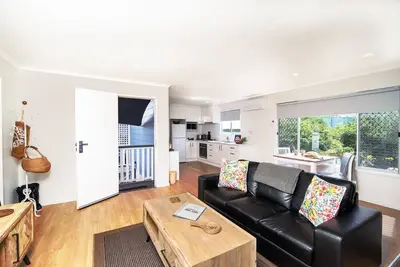 Image de Boutique Accommodation for Couples - \nTwo couples. Two levels. One escape!