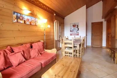 Image de Chalet 4 pièces + mezzanine, 8 pers, WiFi, parking, proche spa, arrêt ski-bus