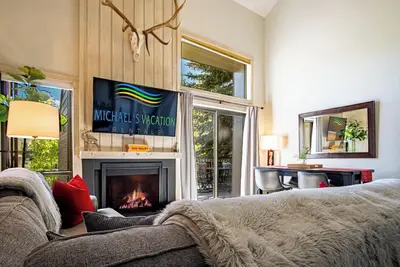 Image de Bonne Vie 2233 in the Heart of Elkhorn with Resort Amenities
