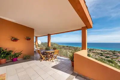 Image de Panorama fantastique - \"Villa Onofrio\" avec vue sur mer, terrasse, balcon et Wi-Fi.