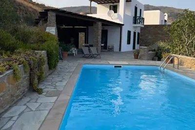 Image de Andros Villa with Pool