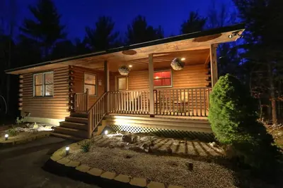 Image de Picture Perfect Bar Harbor Log Cabin Minutes From Downtown & Acadia Natl Park