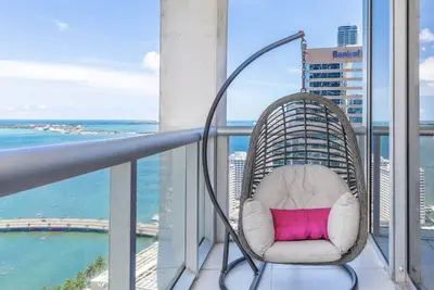 Image de Beautiful 2bd ★ Overlooking The Ocean ★Brickell