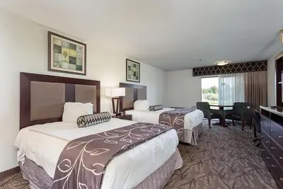 Image de Idaho Falls, 2 Great Units! Pool, Spa, Jacuzzi!
