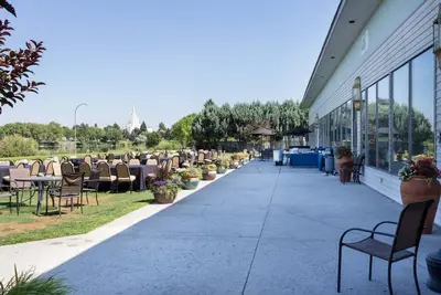 Image de Great View! Idaho Falls, 2 Chic Units! Pool, Spa, Jacuzzi!