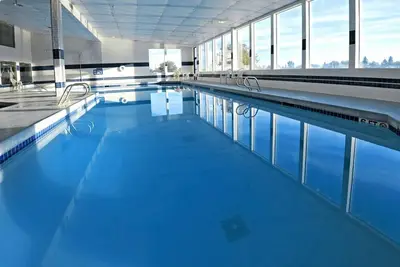 Image de Majestic Idaho Falls, 2 Lovely Units! Pool, Spa, Jacuzzi!