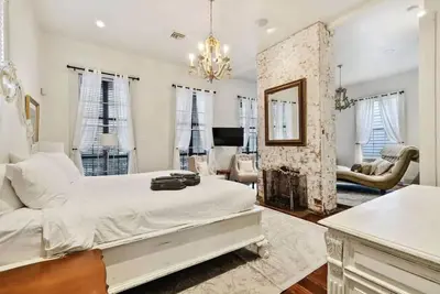 Image de Bright Villa w Heated Pool & Pool Table 6br|4ba