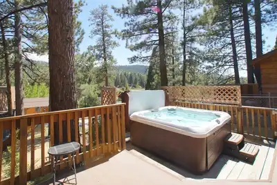 Image de Lucky Bear Lodge - Close to Slopes, Hot Tub, Game Room, Pool Table