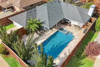 Image de Best of Allen at Fountain Park – 5-Bd\/2-Ba w\/ Pool