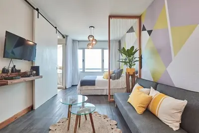Image de Cozy & Bright | Gym/Pool/Security | Welcome2BA