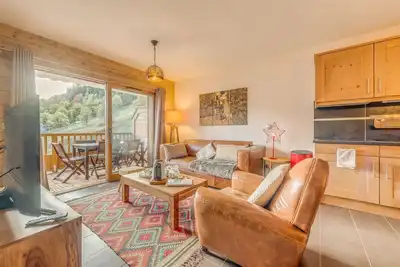Image de Appartement \"Balcon Etoilé\" pour 6 personnes - Skis aux pieds  / Paradiski