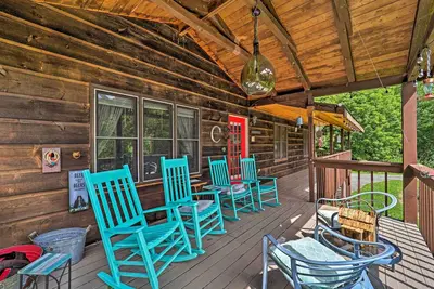 Image de Updated Escape w/ Hot Tub: 2 Mi to Sugar Mountain!
