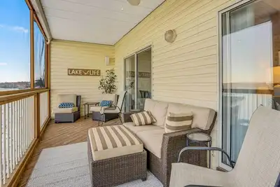 Image de Lake-View Condo w/ Community Pools in Osage Beach!