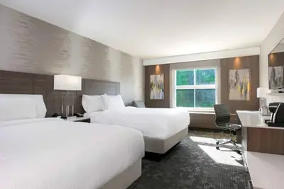 Courtyard by Marriott Edgewater\/Nyc Area - Stylish & Comfortable
