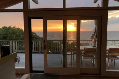 Come vacation at this beautiful five-star home, right on the beach!