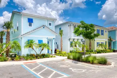 Image de Sandy Shores Cottage near Disney with Margaritaville Resort & Island H20.