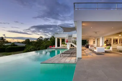 Villa Palm Bay Summar