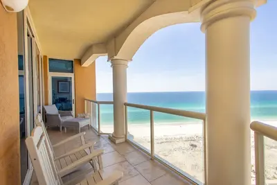 Image de P5-1702 - 2 Bedroom Gulf Front w/Fabulous Views!