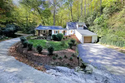 Image de Hickory Creek Hideaway - A cozy mountain cabin