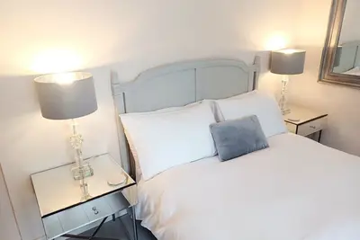 Image de Ensuite Double Room Own Entrance in Art Deco House