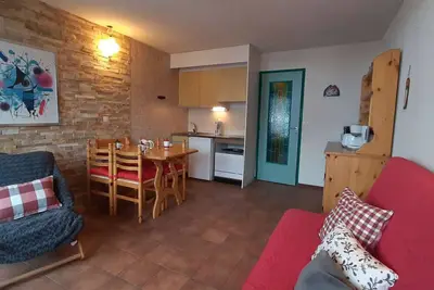 Image de Studio lumineux au pied des pistes pour 4 personnes à Montgenèvre avec parking privatif et balcon sud