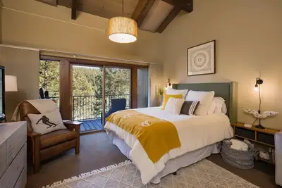 Image de The Stillpoint Retreat (#607) |10 min to Ski - Deck - Golf/Ac/ Pool/Hot Tub