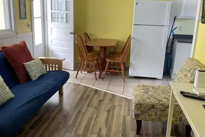 Image de Seashell Cottages/Jk Rentals - The Seth Unit with Queen bed, 2 twin beds & Futon
