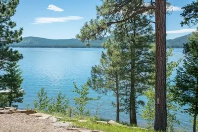 Image de Bitterroot Bungalow on Little Bitterroot Lake!