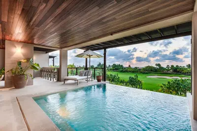 Image de Ground Floor 3 Bedroom/3. 5 bathrooms Condo with Private Pool and Ocean View