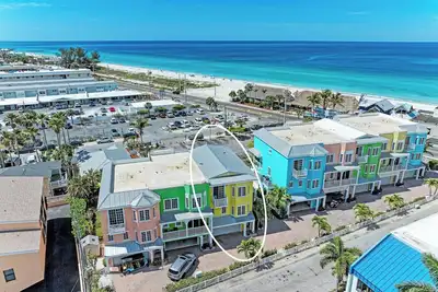 Image de South Beach Village 111-By Island Real Estate Vacations