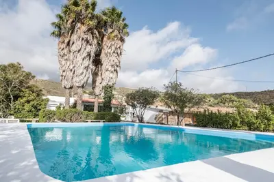 Image de Maison de campagne \"Finca Carrillo\" avec vue sur la mer et les montagnes