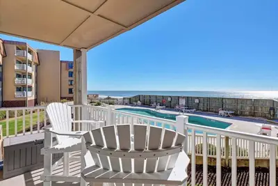 Image de Beachfront Bliss in North Topsail Beach