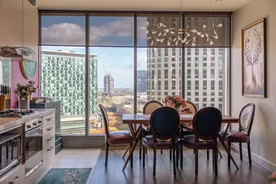 Image de Southbank Cbd 2brm Condo Free Parking Yarra River view