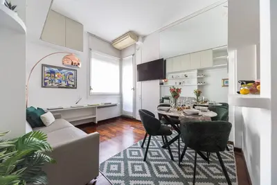 Image de S. Marco - Bright & Central 1bdr with Balcony in Brera