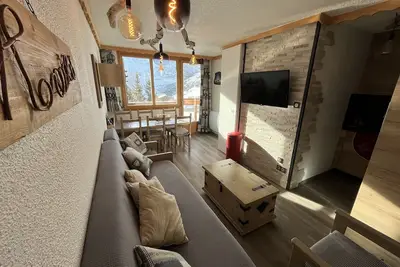 Image de Skis aux pieds les Ménuires 3 vallées F2+ Cabine  30m2 4 à 6 personnes